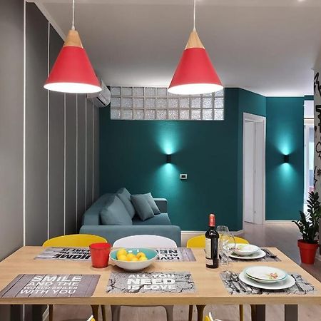 Helga'S Deluxe 3 Apartment Tiranë Eksteriør bilde