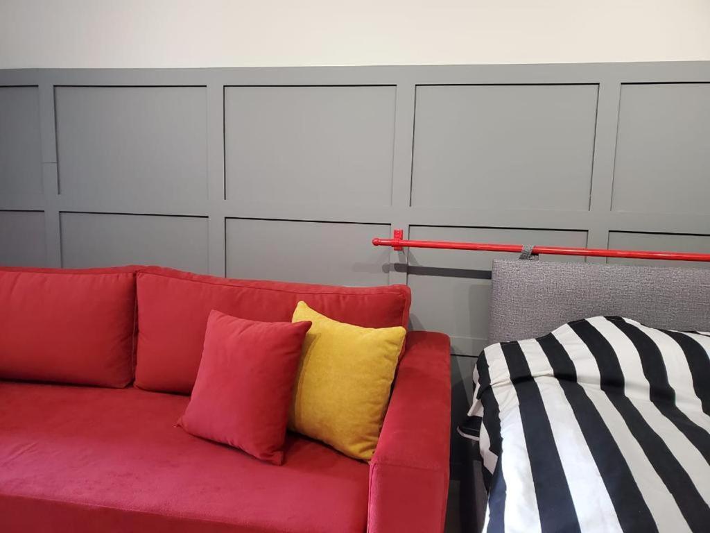 Helga'S Deluxe 3 Apartment Tiranë Eksteriør bilde